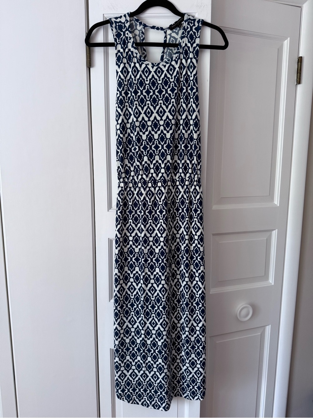 Banana Republic Blue White Ikat Print Sleeveless Midi Dress Medium
